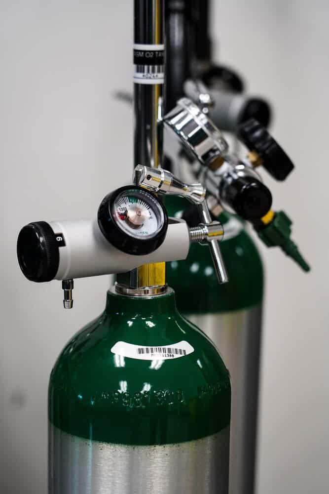 Oxygen Safety at Home: Tips and System Comparison