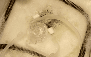 The Complete CPAP Cleaning Guide: How to Clean CPAP Mask, Hose, Filter and Humidifier
